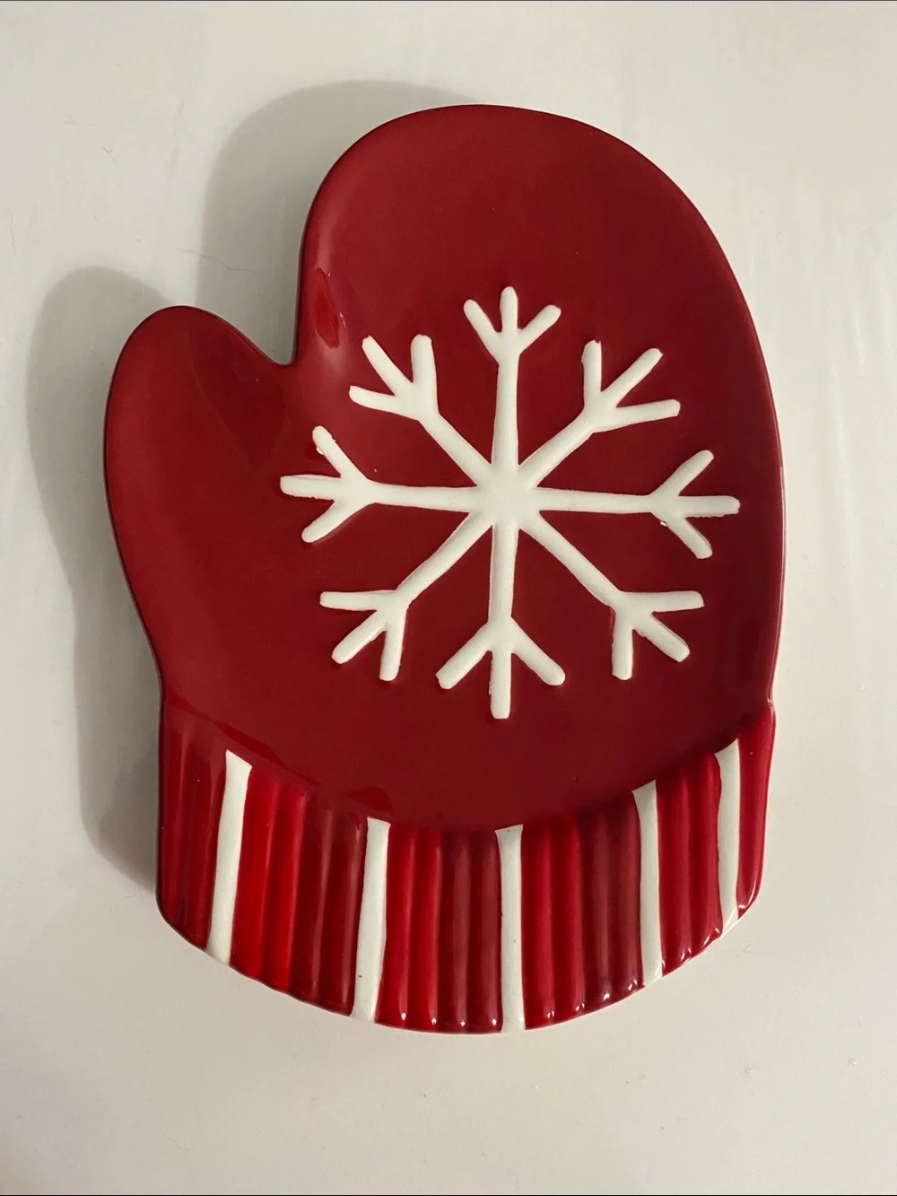 Boston Warehouse Trading Corp. Mitten Spoon Rest, Snow much fun, Cottagecore